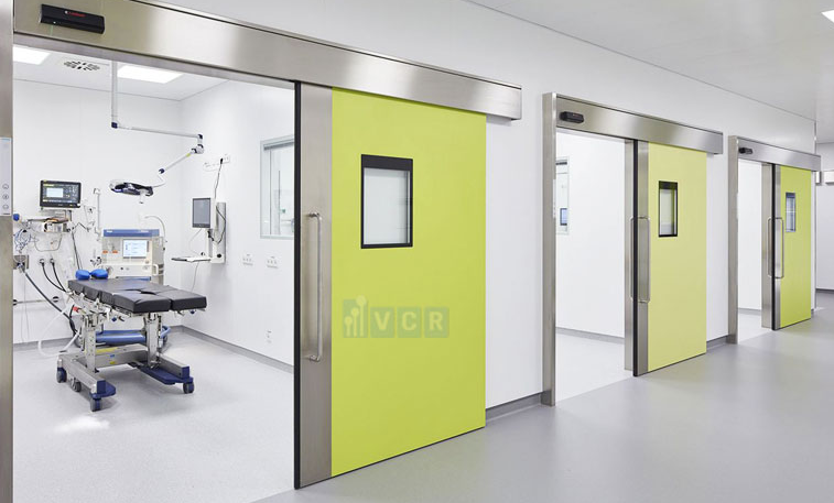 5 factors to consider when choosing cleanroom door